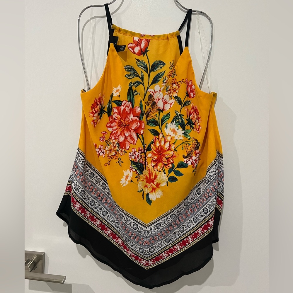 BCX v-neck Printed Handkerchief-Hem Sleeveless Top